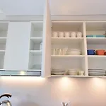 Rhodania 60 Apartmán *